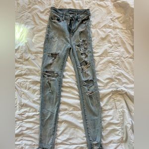 American eagle skinny distressed jeans